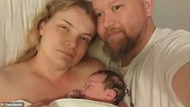 Une mère folle a envoyé à son mari une photo