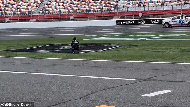 Une star de NASCAR au cœur brisé pleure Kyle Busch