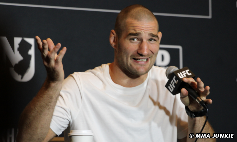 Vidéo : Journée des médias en direct « UFC 328