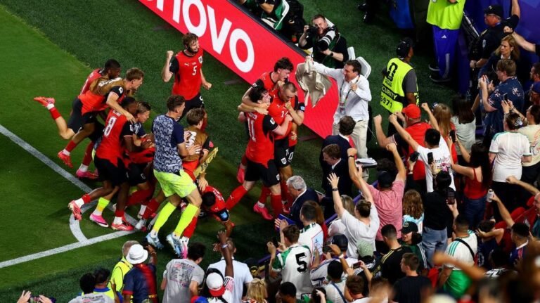 Austria hizo un milagro de último minuto para eliminar a