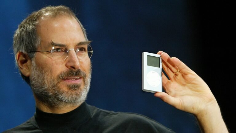 Cita del día de Steve Jobs: "Una computadora es la