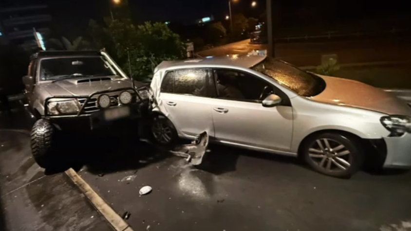 Conductor acusado de chocar auto en Gold Coast Guzmán y