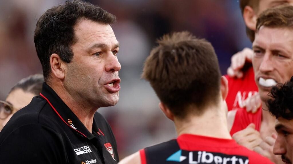 Dean Solomon responde al último giro del entrenador de Essendon: