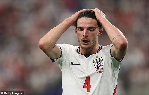 Declan Rice révèle qu'il souffre de la « douleur »