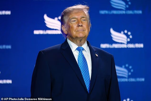 Donald Trump menace le Royaume-Uni d'une nouvelle guerre commerciale et