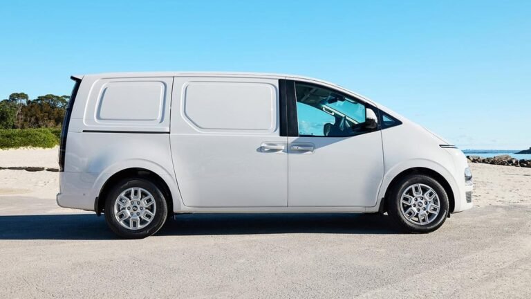 El Hyundai Staria Hybrid no puede remolcar... por ahora