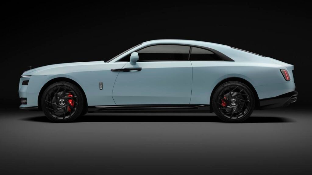 El Rolls-Royce Spectre 2027 se actualiza con más potencia y