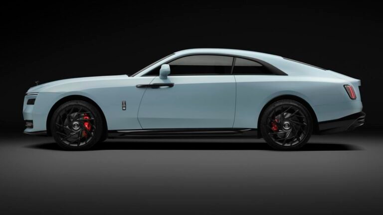 El Rolls-Royce Spectre 2027 se actualiza con más potencia y