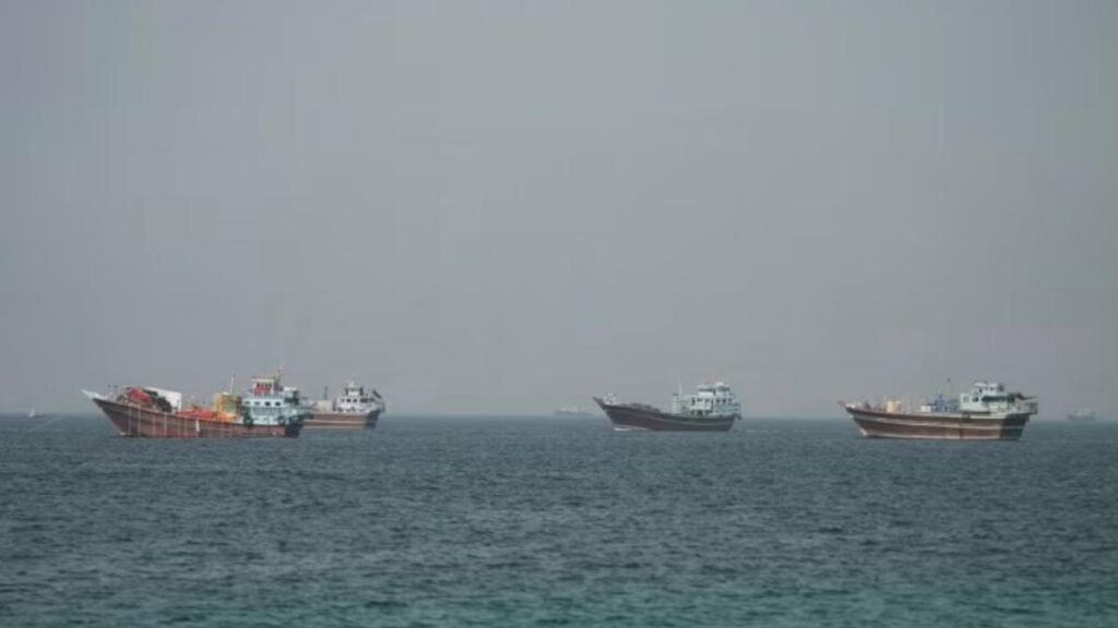 El barco fue atacado en el Estrecho de Ormuz después