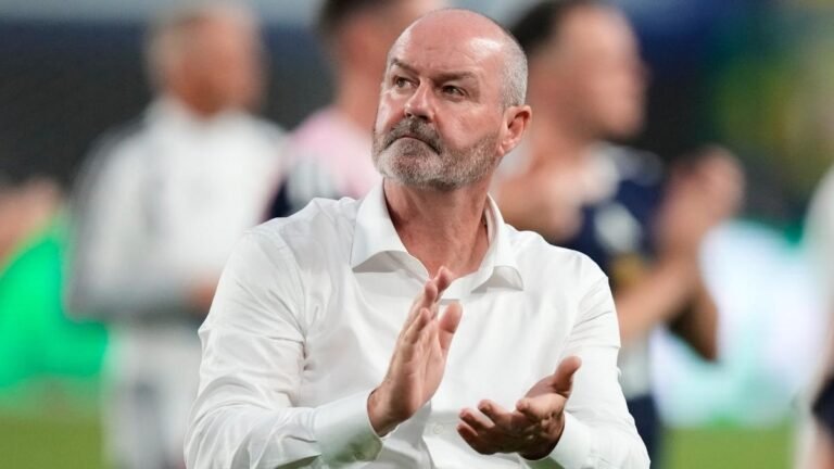El entrenador de Escocia, Steve Clarke, dimitió momentos después de