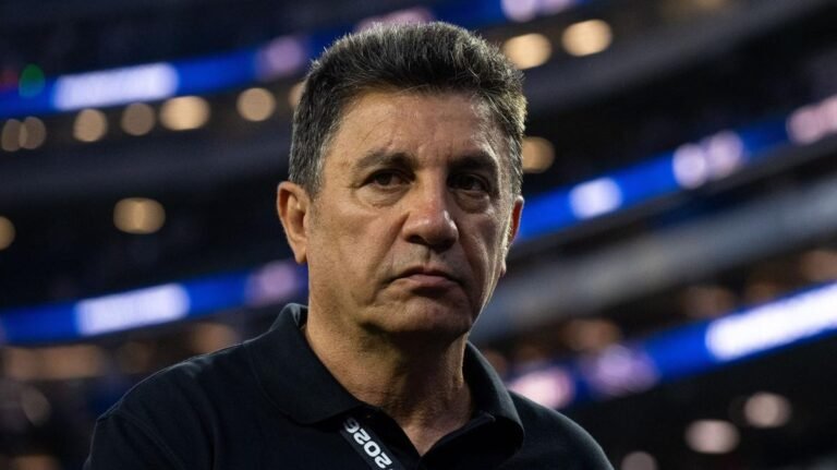 El entrenador de Irán afirma que el equipo fue expulsado
