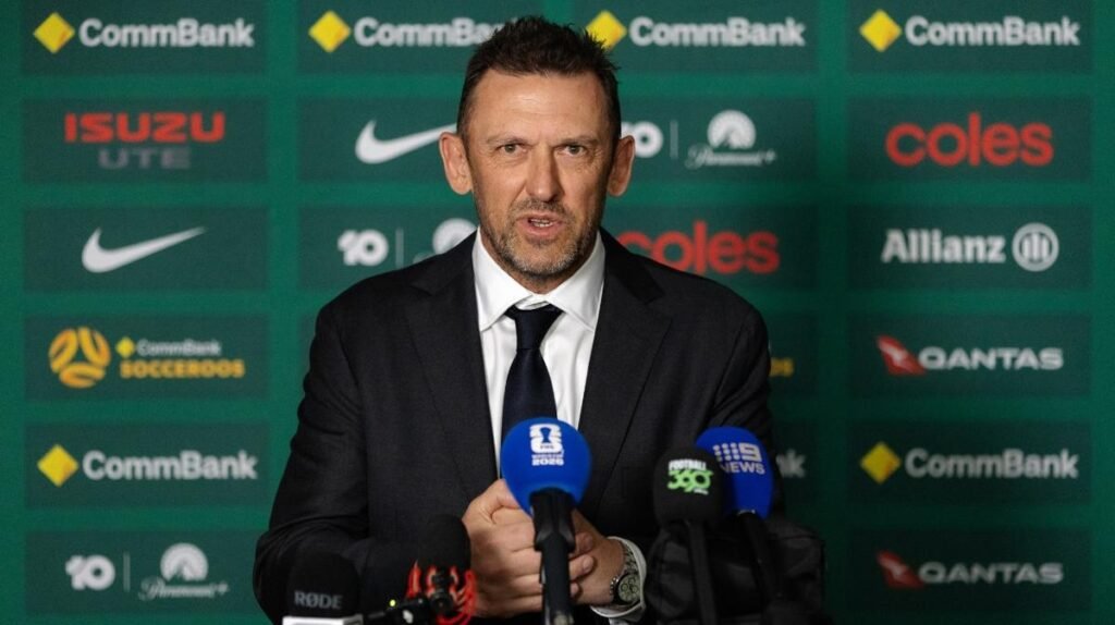 El entrenador de los Socceroos, Tony Popovic, renovó su contrato