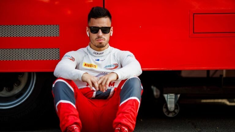 El piloto australiano Joey Mawson absuelve a Michael Schumacher de