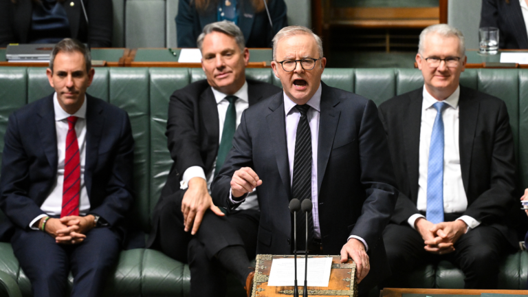 El primer ministro Anthony Albanese defendió cambios fiscales radicales en