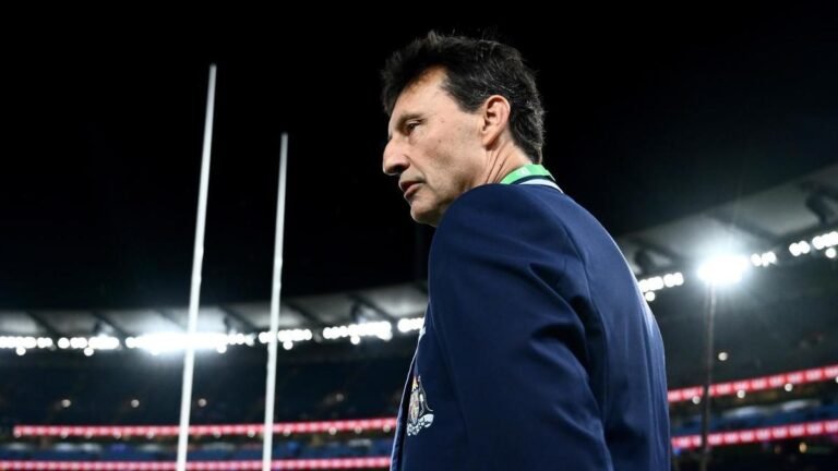 El superentrenador de la NRL, Craig Bellamy, se ofrece a