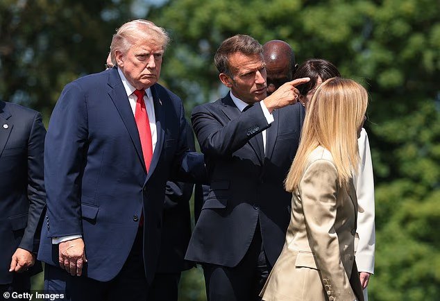 Furieux, Trump riposte au Premier ministre italien Meloni et lui