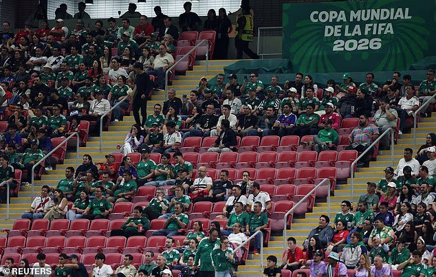 Honte à la Coupe du Monde alors que des centaines