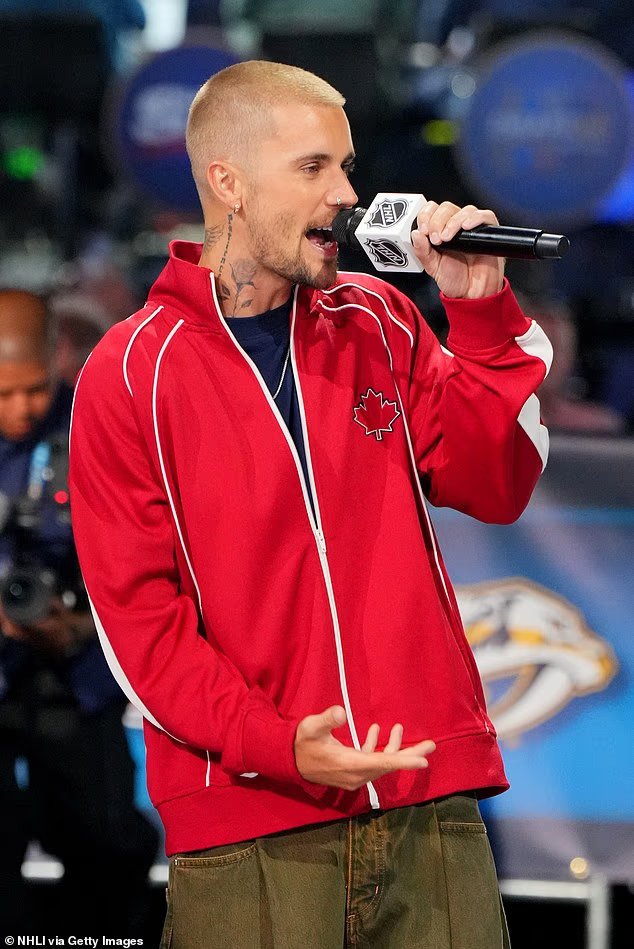 Justin Bieber a stupéfié les fans de hockey avec une