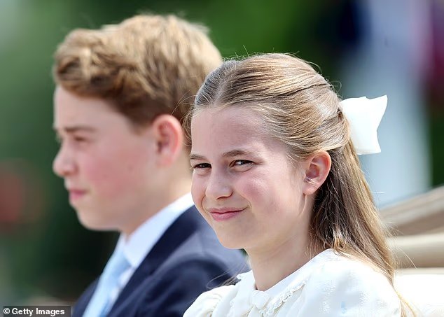Kate est un mini-moi ! La princesse Charlotte, 11 ans,
