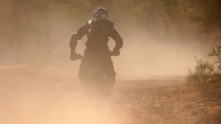 La Finke Desert Race se vio sacudida por la muerte
