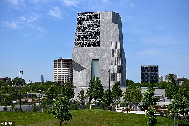 La bibliothèque d'Obama, d'une valeur de 850 millions de dollars,