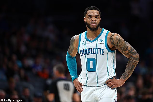 La bombe commerciale de la NBA alors que la star