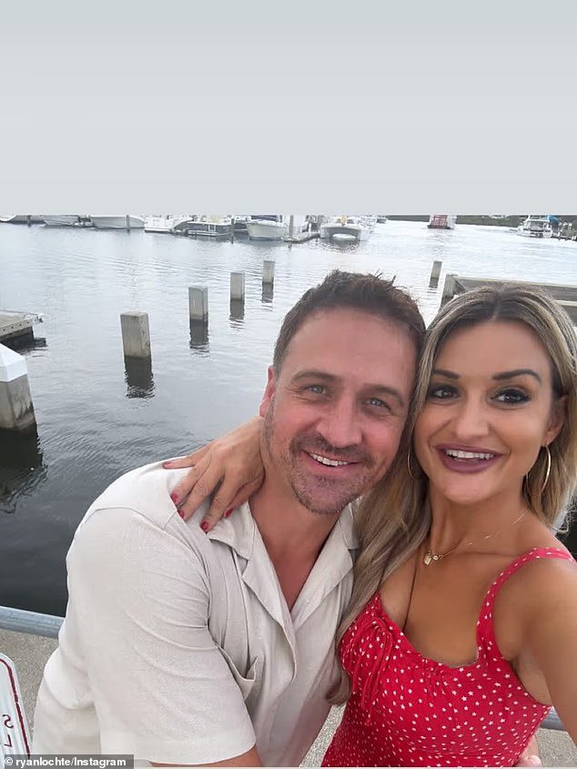 La légende olympique Ryan Lochte propose une petite amie après