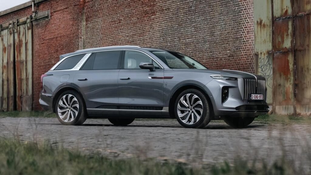 La marca de automóviles más antigua de China llega a