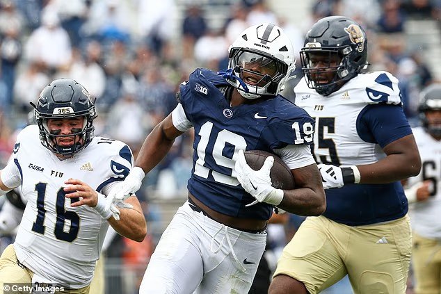 La star du football du Tennessee exclue de l'équipe dans