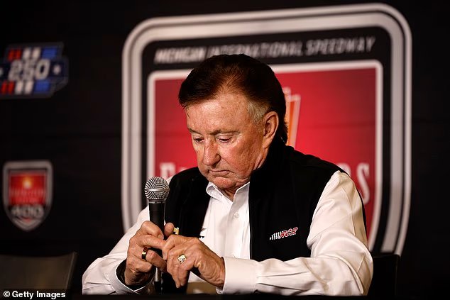 Le patron de NASCAR, Kyle Busch, a fait cette annonce