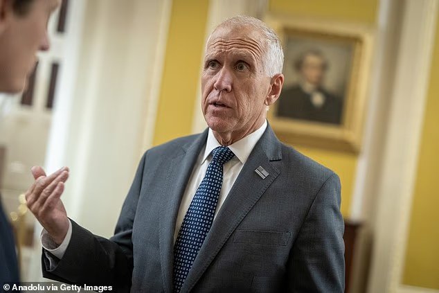 Le sénateur républicain prédit qu'un « désastre » à mi-mandat