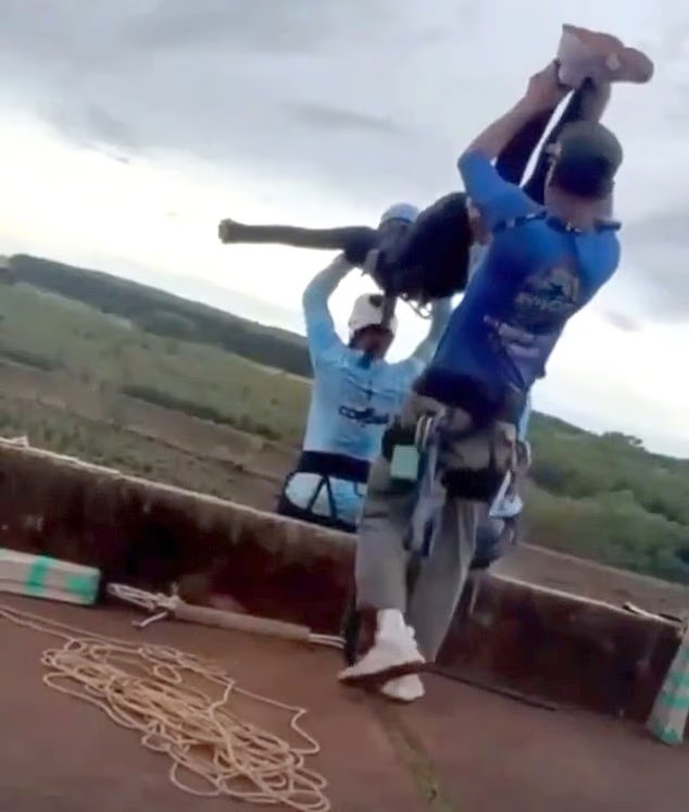 Le sombre passé de l'équipe de saut à l'élastique qui