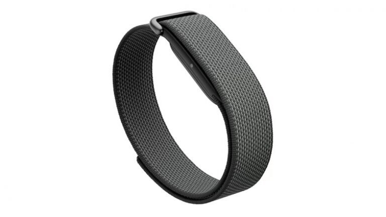 Le tracker d'activité Google Fitbit Air sera bientôt lancé en