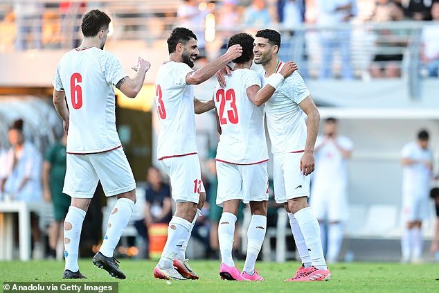 L'équipe iranienne de la Coupe du monde « conspire »