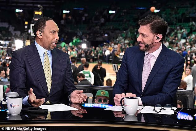 Les dirigeants de Fox sont furieux contre leur rival télévisé