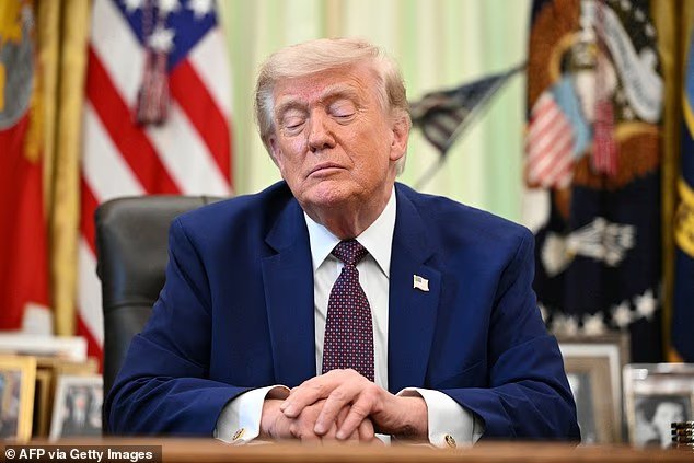 Les fouineurs républicains m'expliquent pourquoi Trump fait paniquer le parti...