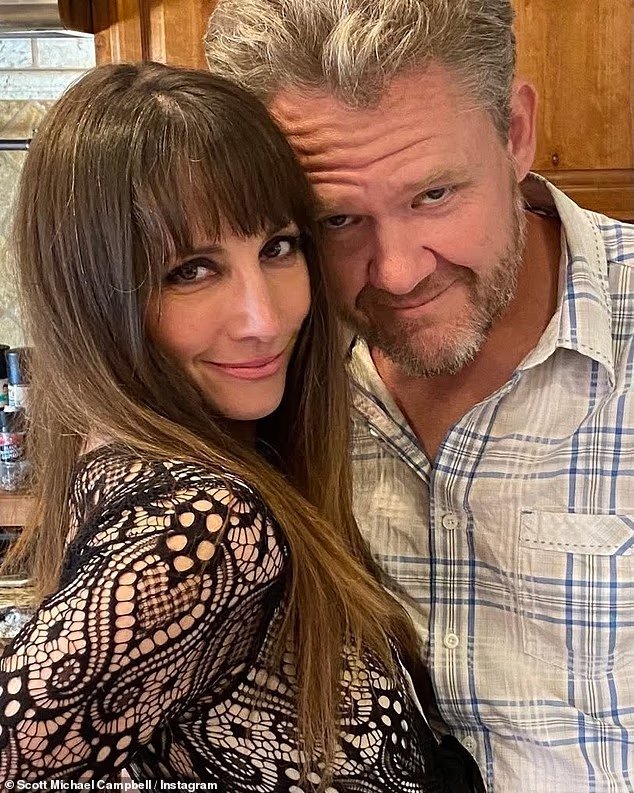 L'ex-femme de James Van Der Beek, Heather McComb, s'est mariée