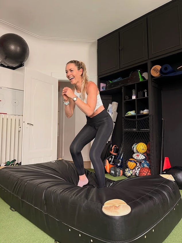 Lindsay Vonn montre des progrès remarquables en salle de sport