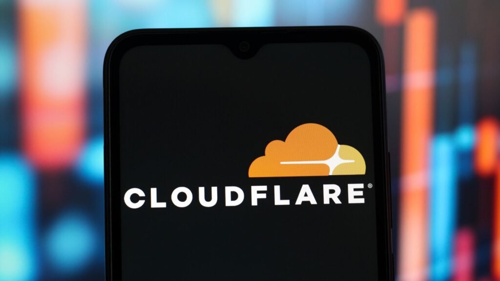 Los navegadores web y CloudFlare se unen para luchar contra