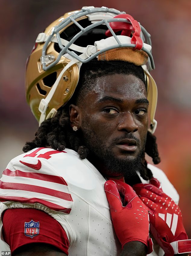 Mandat d'arrêt émis contre la star de la NFL Brandon
