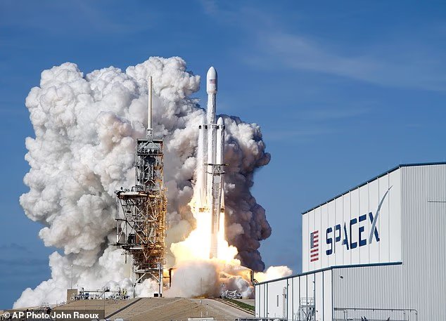 Millionnaires du jour au lendemain : les employés de SpaceX