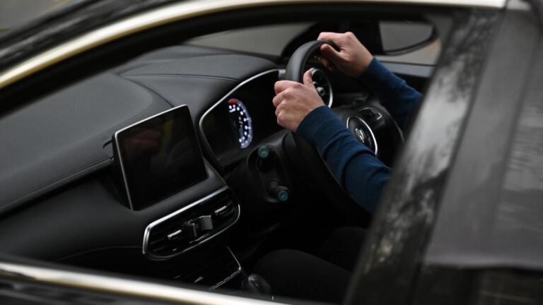 Mohammed Yahia, conductor de Uber en Melbourne, condenado a más
