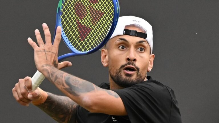 Nick Kyrgios 'regresa como nunca se fue' con una victoria