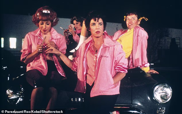 Où sont les dames roses de Grease ? Des mariages