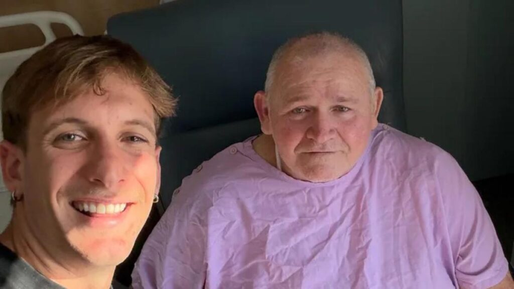 Papá de Gold Coast se reunió con extraños que le