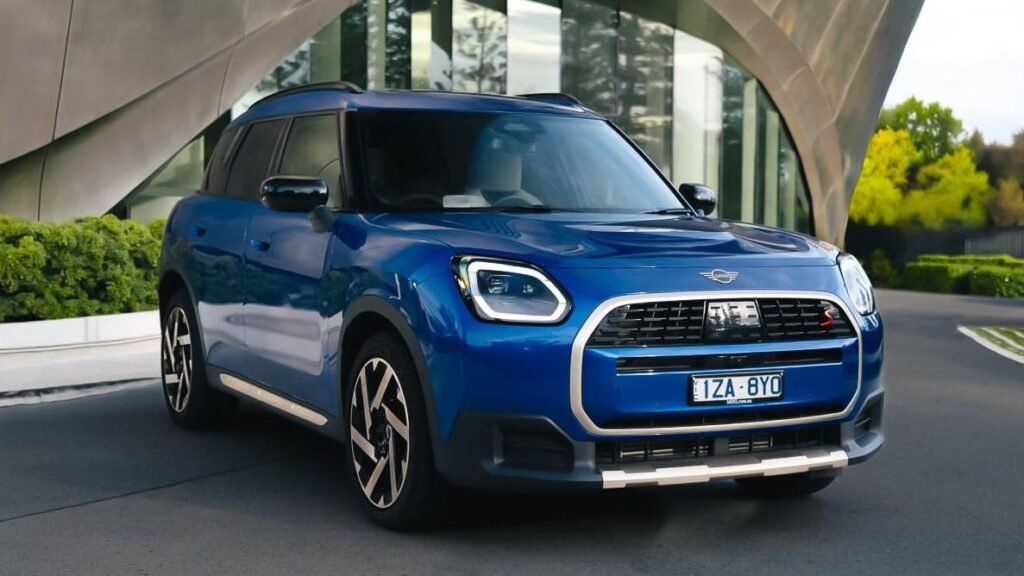 Precios del Mini Countryman 2026: el SUV pequeño obtiene potencia