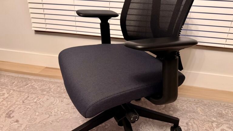 Revisión de la silla de oficina Uplift Clarksville