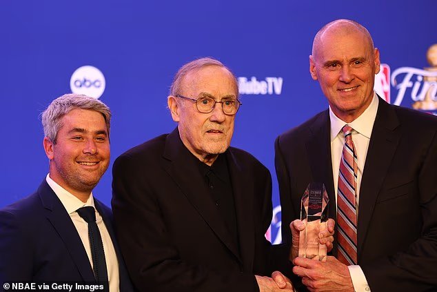 Rick Adelman, membre du Temple de la renommée du basket-ball,