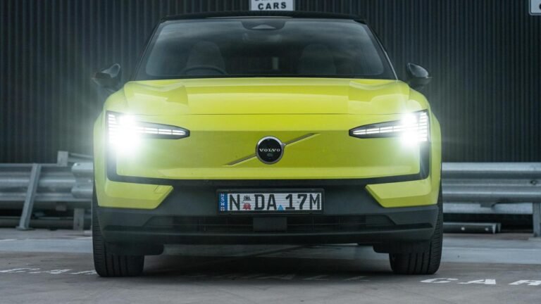 Se está realizando un retiro del mercado del Volvo EX30