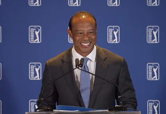Tiger Woods fait une première apparition surprise sur le PGA